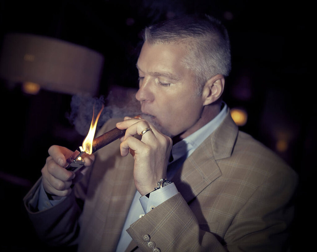 Cách sử dụng Cigar chuẩn Dân Chơi (2)
